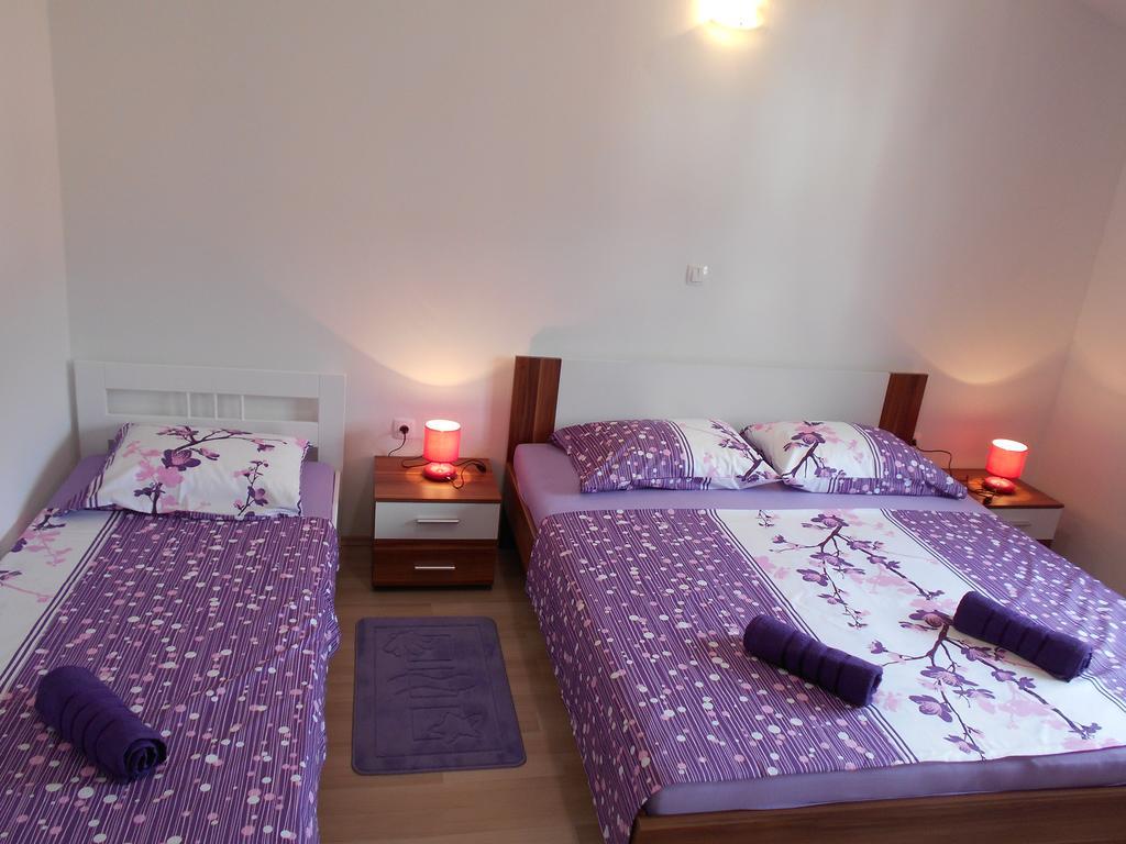 Apartment Cherry Kaštela Εξωτερικό φωτογραφία