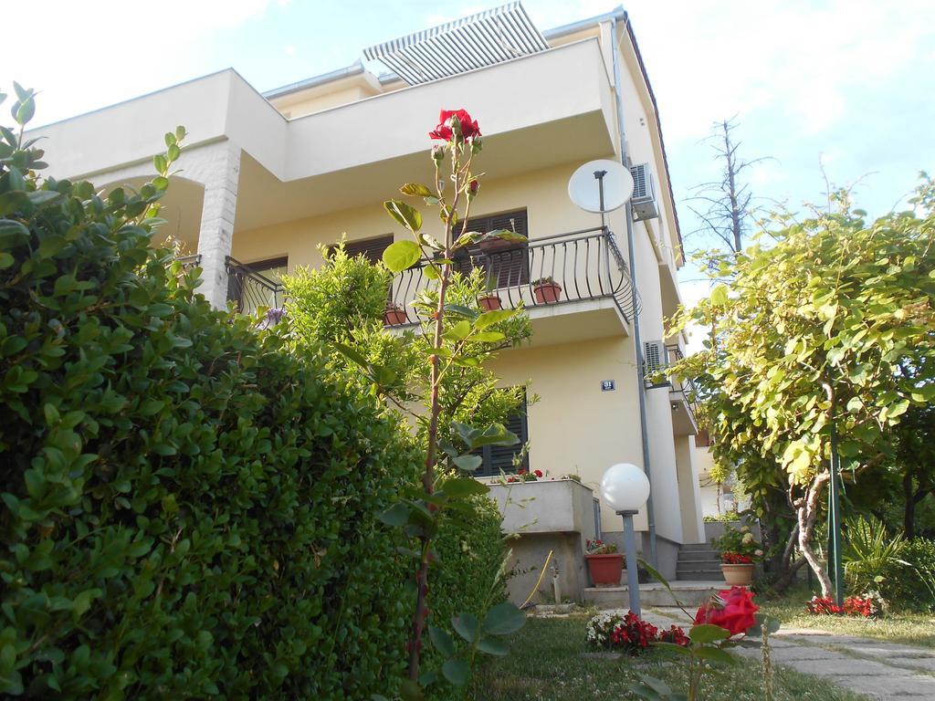 Apartment Cherry Kaštela Εξωτερικό φωτογραφία