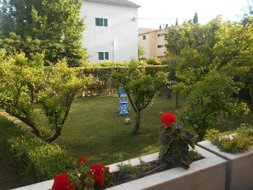 Apartment Cherry Kaštela Εξωτερικό φωτογραφία